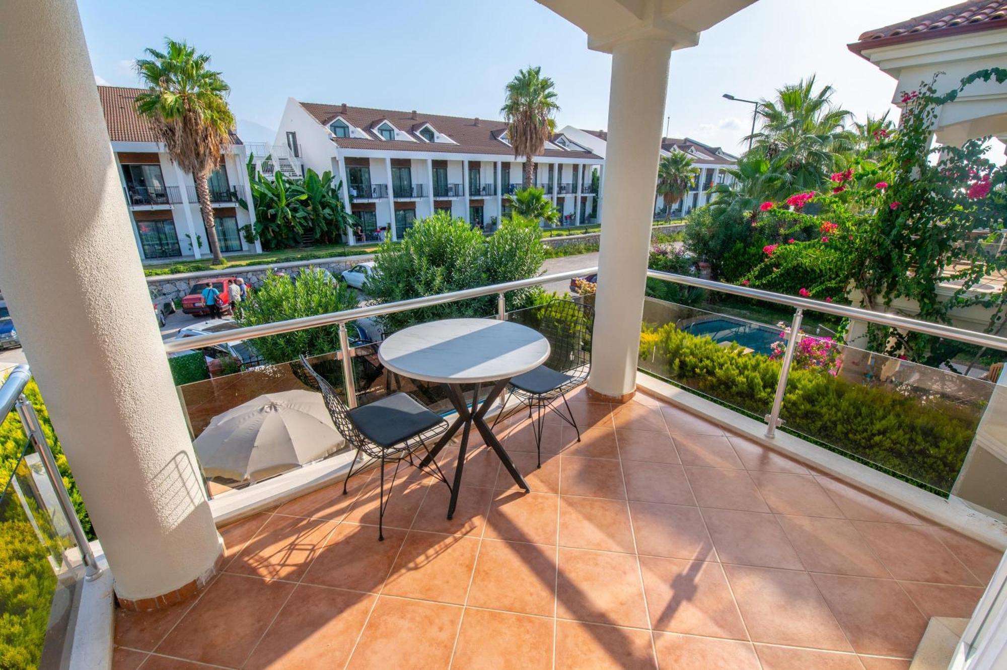 Sunset Beach Resort Aqua Lettings Fethiye Eksteriør billede