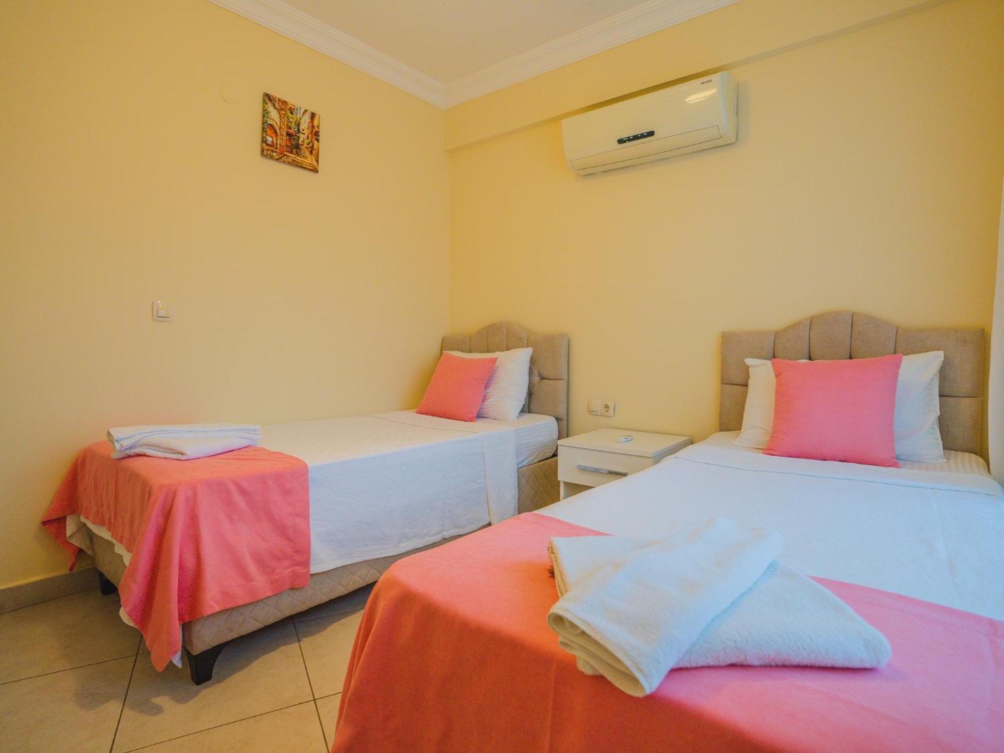 Sunset Beach Resort Aqua Lettings Fethiye Eksteriør billede