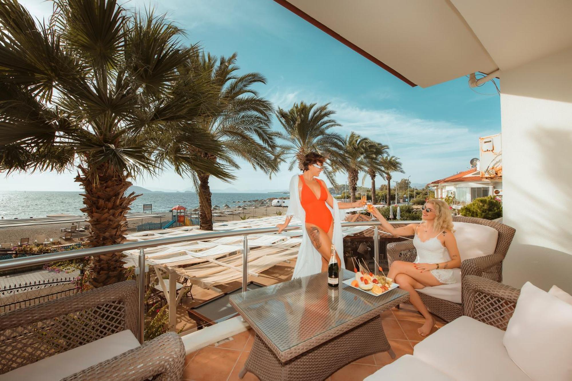Sunset Beach Resort Aqua Lettings Fethiye Eksteriør billede