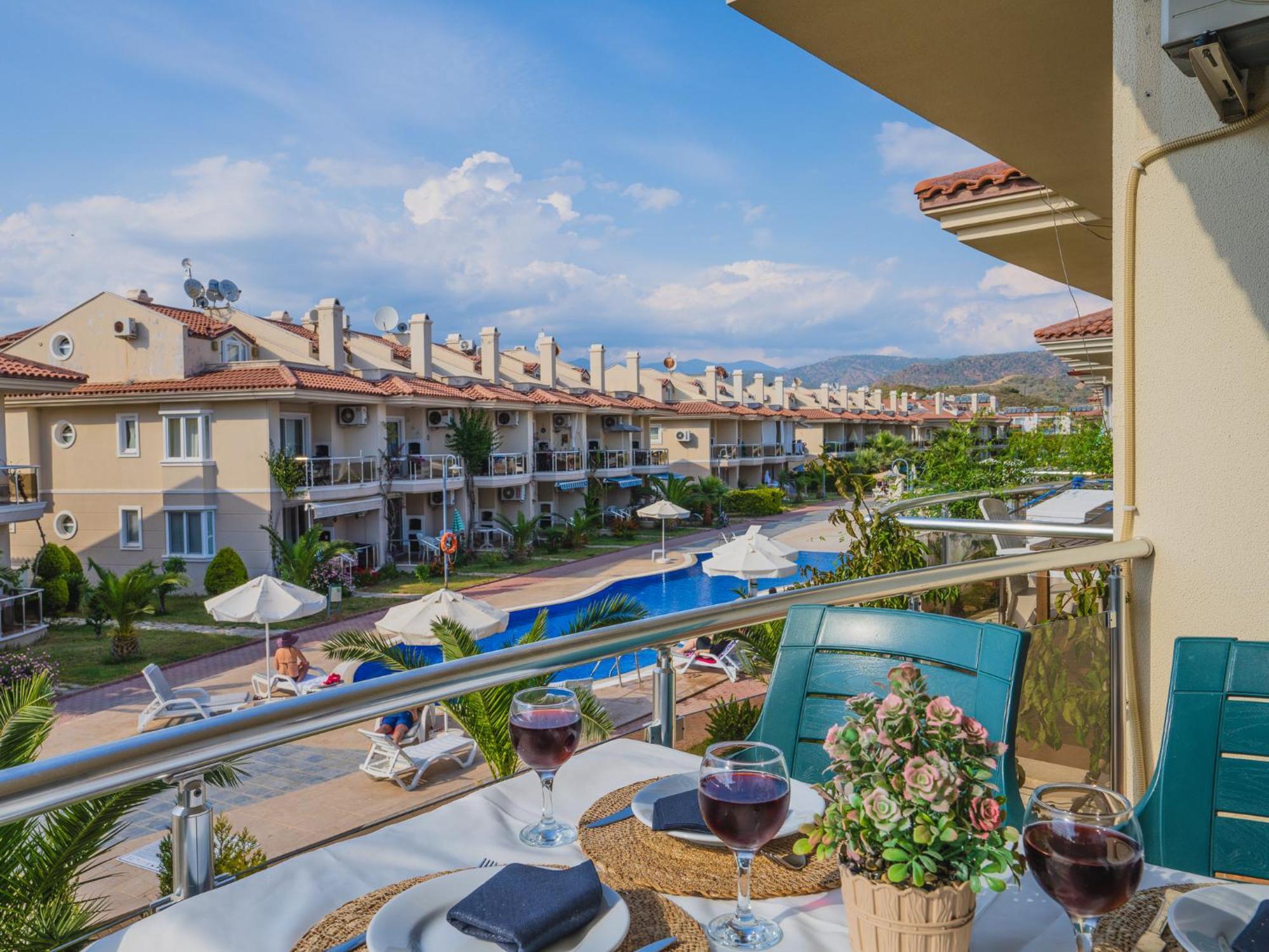 Sunset Beach Resort Aqua Lettings Fethiye Eksteriør billede